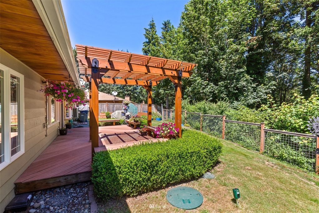 Photo of 8420 Monte Cristo Drive, Everett, WA 98208 (MLS # 1968130)