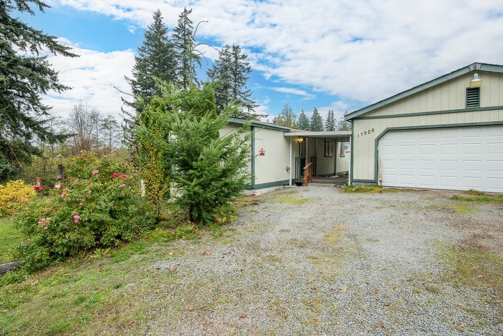 Photo of 17926 Marine Dr DR, Stanwood, WA 98292 (MLS # 2597790)