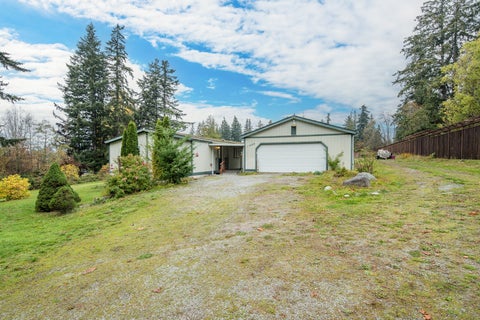 Photo of 17926 Marine Dr DR, Stanwood, WA 98292 (MLS # 2597790)