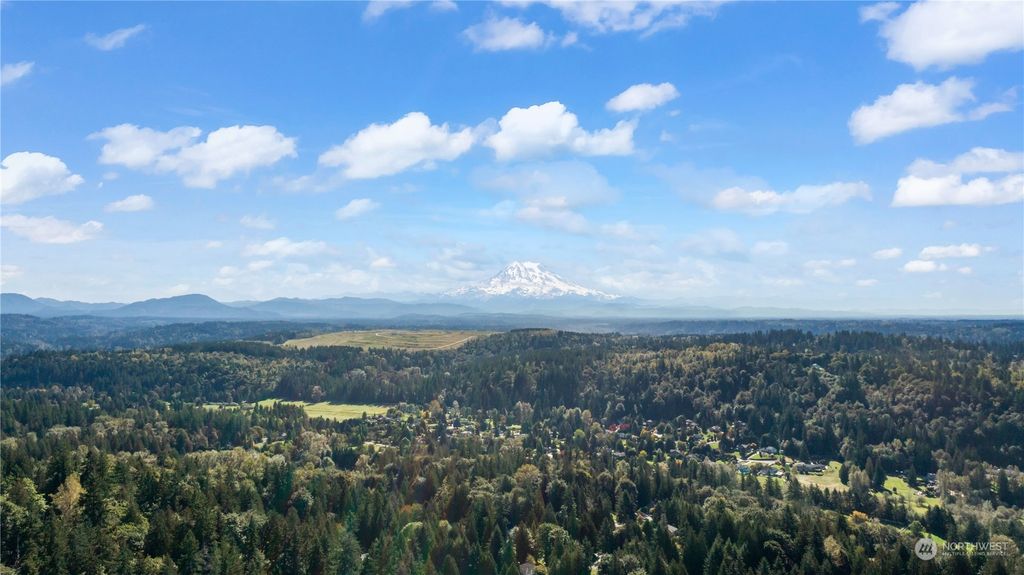 Photo of 12021 206th Place SE, Issaquah, WA 98027 (MLS # 2310951)