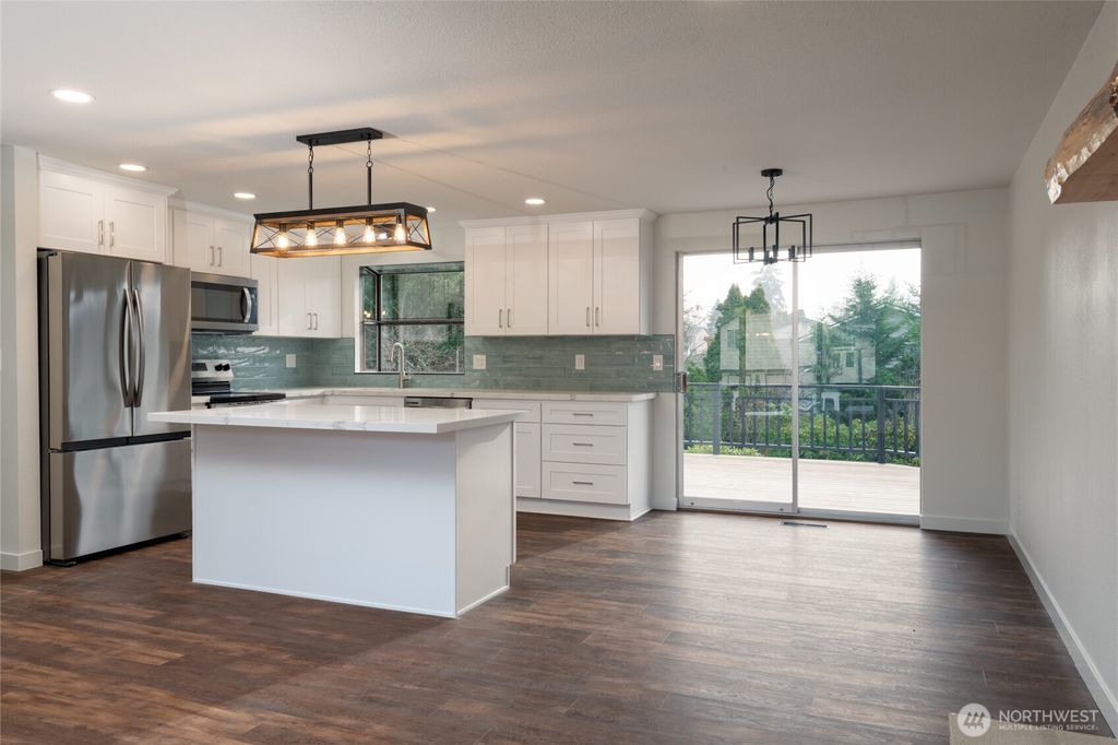 Photo of 3524 200th Place SW, Lynnwood, WA 98036 (MLS # 2471836)