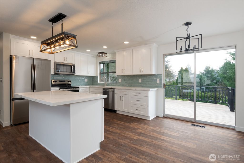 Photo of 3524 200th Place SW, Lynnwood, WA 98036 (MLS # 2471836)