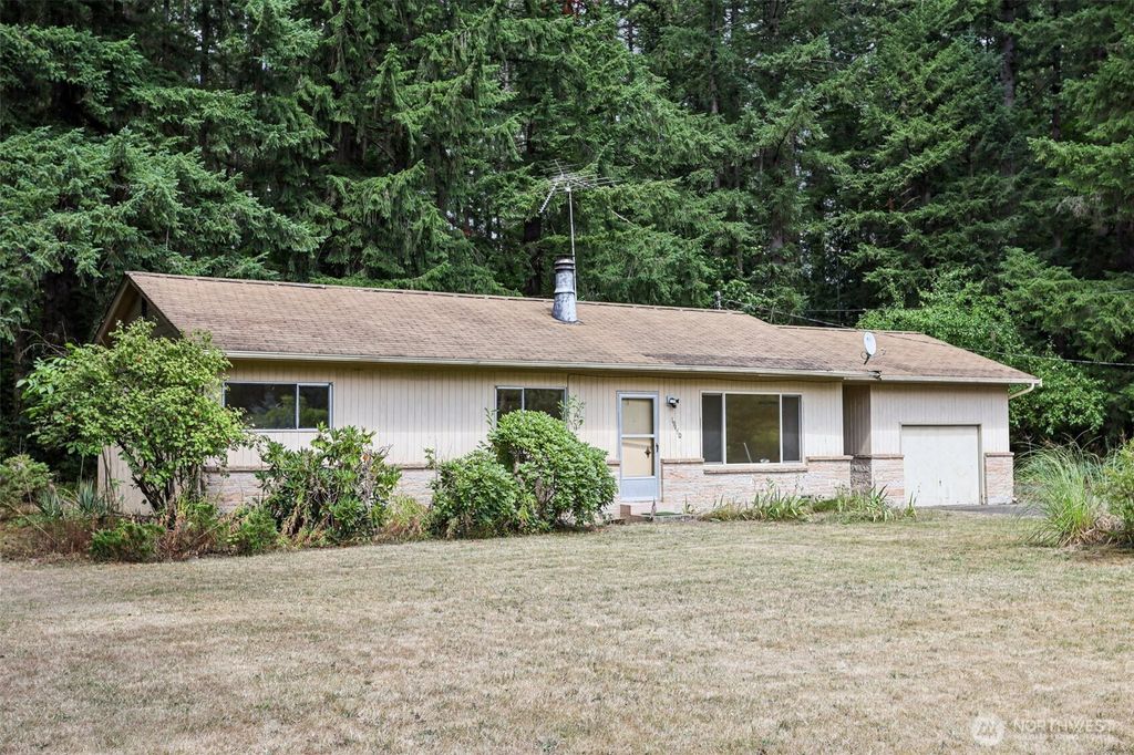 Photo of 19460 NE Redmond Road, Redmond, WA 98053 (MLS # 2422564)