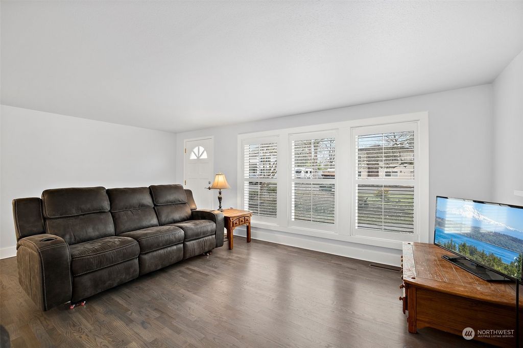 Photo of 4355 328th Place SE, Fall City, WA 98024 (MLS # 2321357)