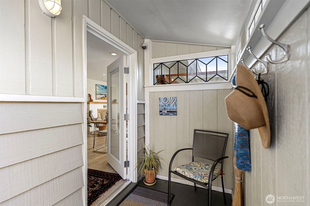 Photo of 1146 Pitt Avenue, Bremerton, WA 98310 (MLS # 2477268)