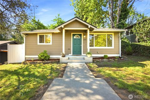 Photo of 2327 NE 86TH Street, Seattle, WA 98115 (MLS # 2522007)