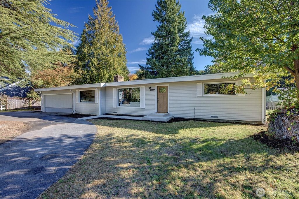 Photo of 14024 169th Avenue SE, Renton, WA 98059 (MLS # 2444107)