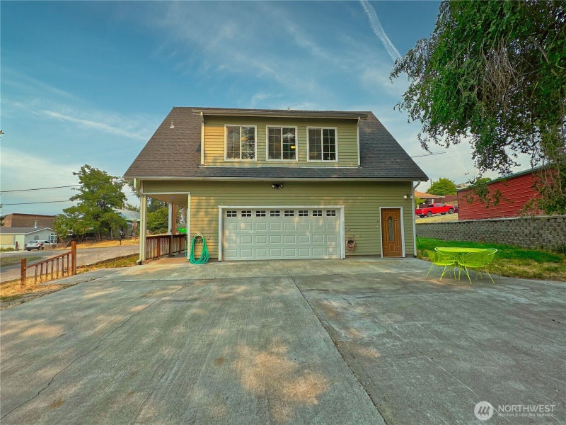 400 Partello Park