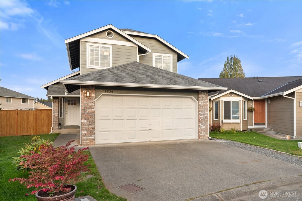 Photo of 17525 27th Avenue NE, Marysville, WA 98271 (MLS # 2590708)
