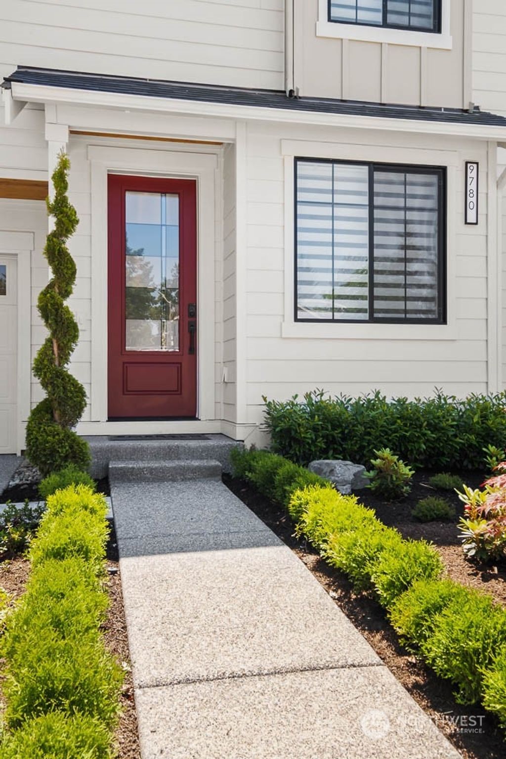 Photo of 9780 135th Avenue NE #9, Kirkland, WA 98033 (MLS # 2131301)