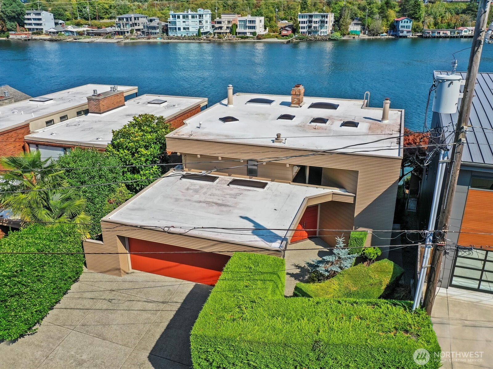 5622 39th Avenue W