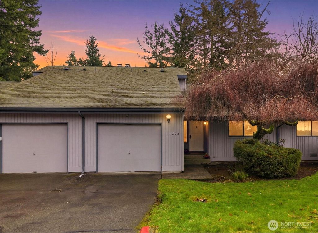 Photo of 11505 SE 173rd Street #34, Renton, WA 98058 (MLS # 2487554)