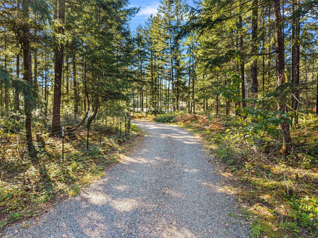 Photo of 1751 SW J H Road SW, Port Orchard, WA 98367 (MLS # 2596283)