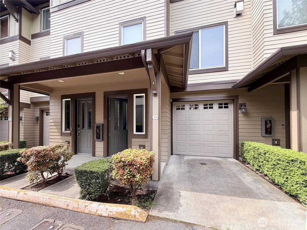 Photo of 2115 201st Place SE #D5, Bothell, WA 98012 (MLS # 2569743)