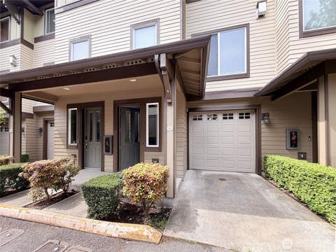 Photo of 2115 201st Place SE #D5, Bothell, WA 98012 (MLS # 2569743)