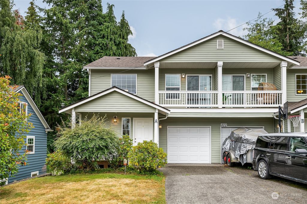 Photo of 822 52nd Street SE, Everett, WA 98203 (MLS # 2273602)