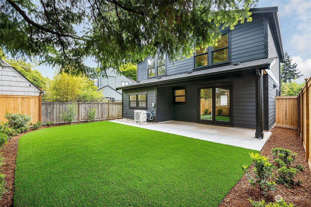 Photo of 3104 NE 68th Street, Seattle, WA 98115 (MLS # 2246299)