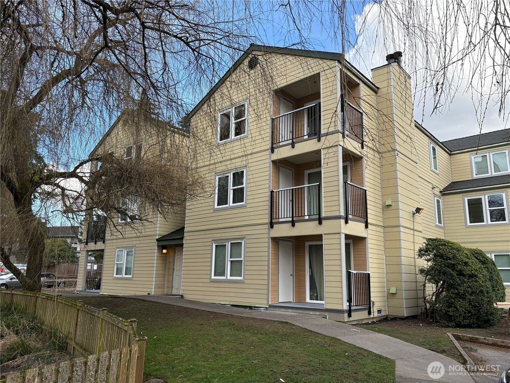 Photo of 20328 Bothell Everett Highway #B202, Bothell, WA 98012 (MLS # 2339837)