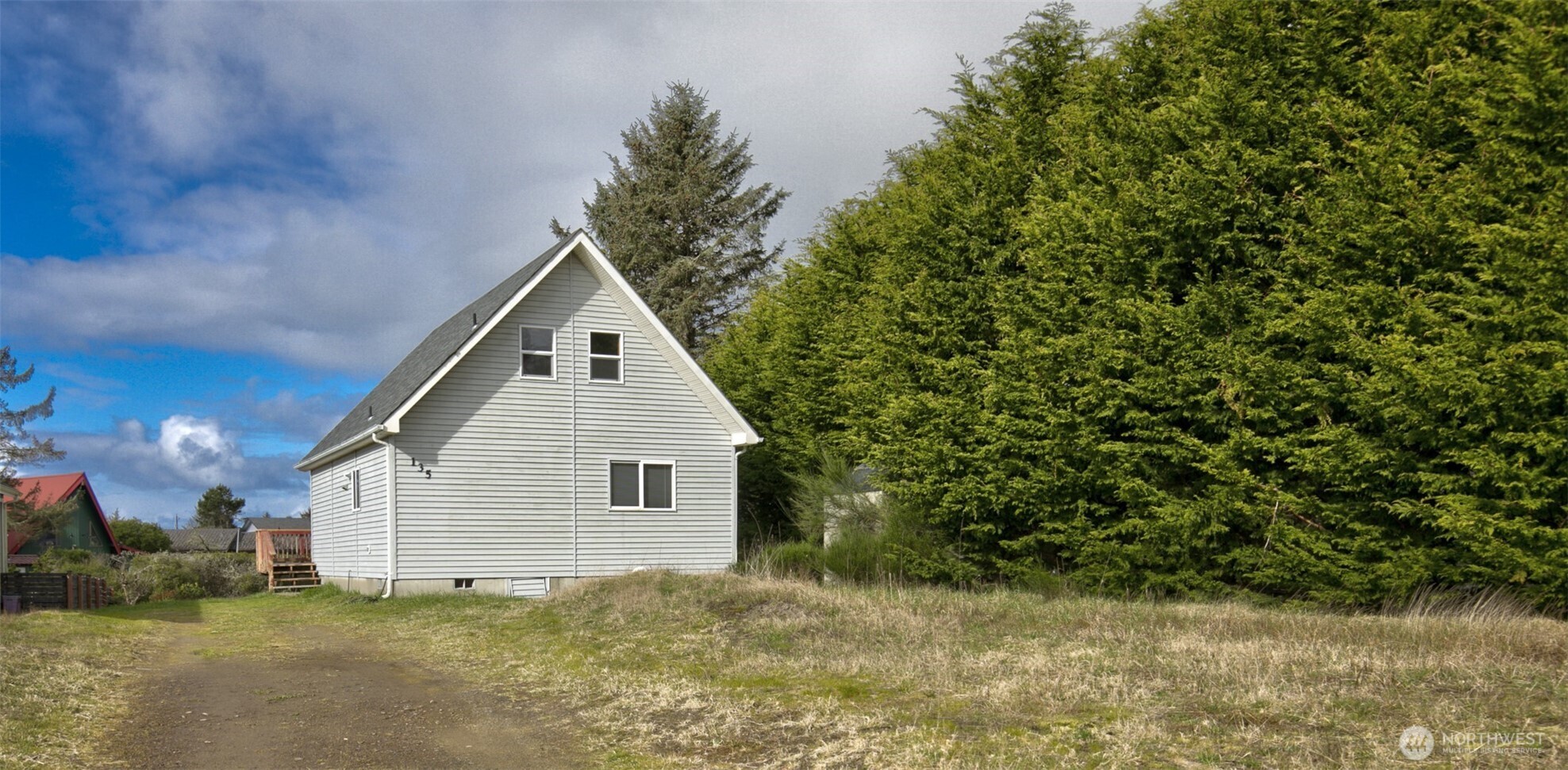 135 N Razor Clam Drive SW