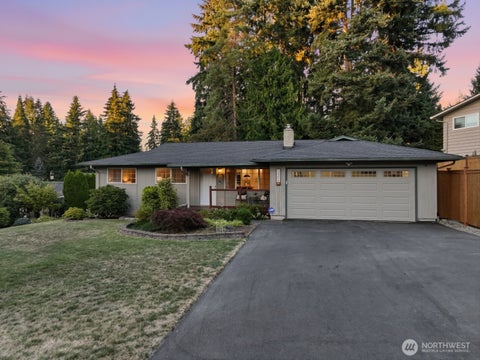 Photo of 13306 85th Avenue NE, Kirkland, WA 98034 (MLS # 2574857)