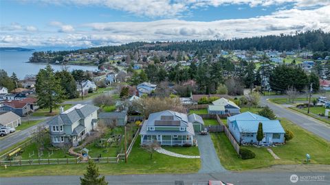 Photo of 705 NE Haller Street, Coupeville, WA 98239 (MLS # 2490534)
