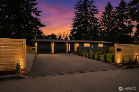 Photo of 8102 Oakridge Drive SW, Lakewood, WA 98498 (MLS # 2574821)
