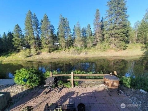 Photo of 106 Tall Pine Loop N, Usk, WA 99180 (MLS # 2560764)