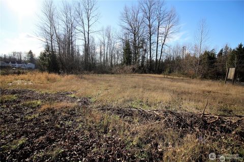 Photo of 13419 SE Petrovitsky Rd, Renton, WA 98058 (MLS # 2465165)