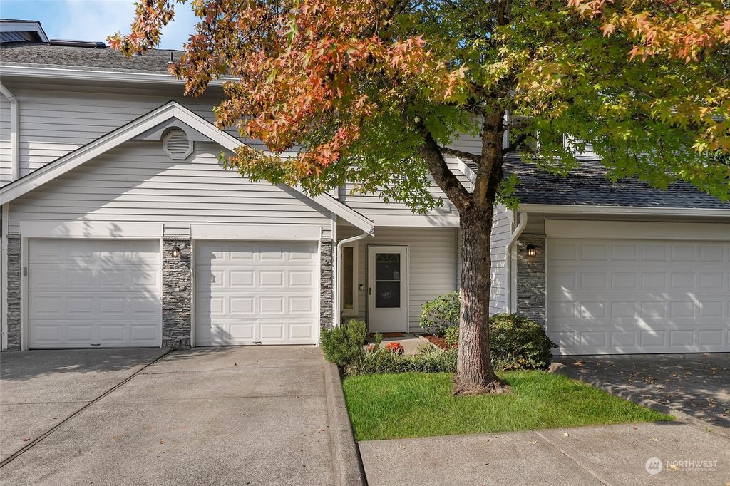 Photo of 21504 50th Avenue W #5, Mountlake Terrace, WA 98043 (MLS # 2005076)