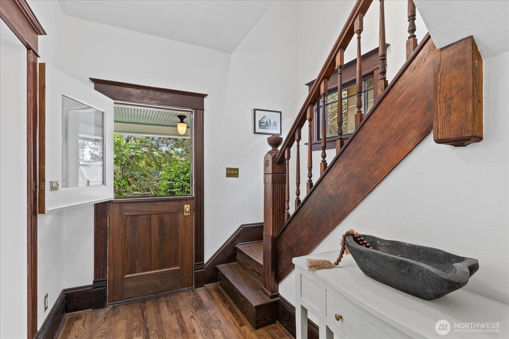Photo of 734 N 75th Street, Seattle, WA 98103 (MLS # 2579115)