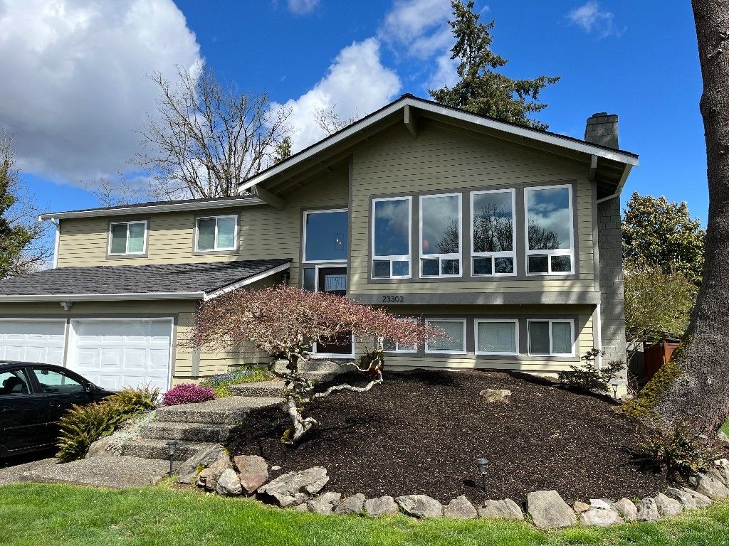 Photo of 23302 139TH Avenue SE, Kent, WA 98042 (MLS # 2061590)