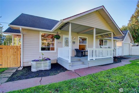 Photo of 535 Bennett Street, Sedro Woolley, WA 98284 (MLS # 2416571)