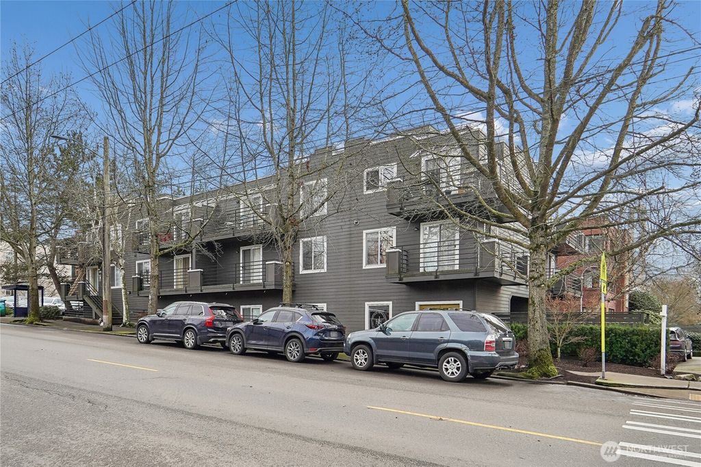 Photo of 115 W Galer Street #101, Seattle, WA 98119 (MLS # 2477819)