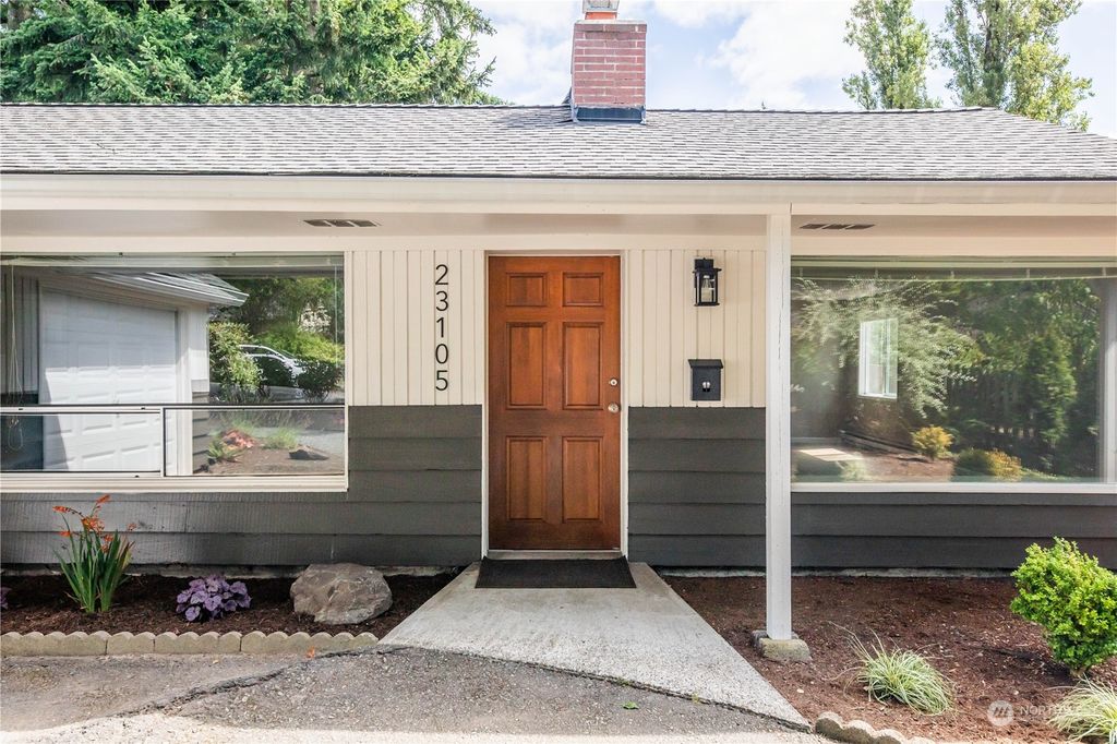 Photo of 23105 59th Avenue W, Mountlake Terrace, WA 98043 (MLS # 2278853)