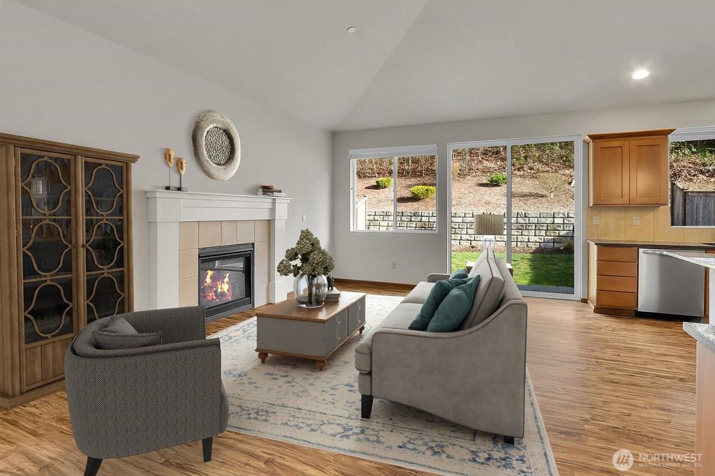 Photo of 5209 Glenwood Avenue, Everett, WA 98203 (MLS # 2479194)