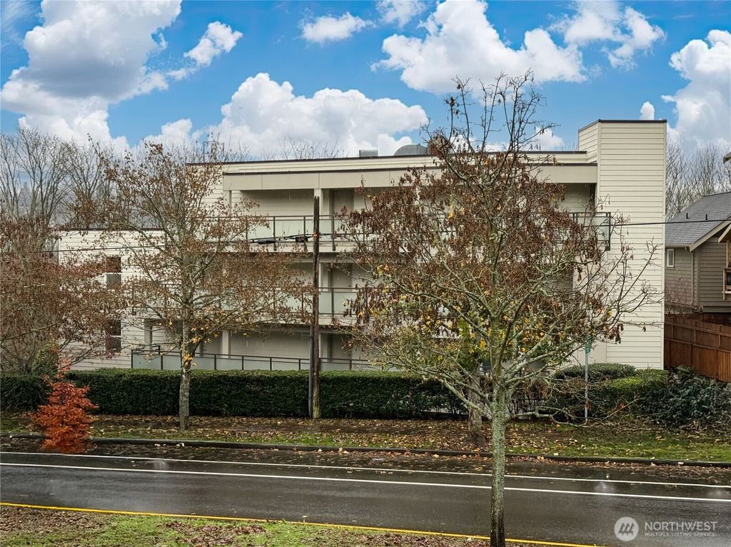 Photo of 2334 Thorndyke Ave Ave W #202, Seattle, WA 98199 (MLS # 2457173)