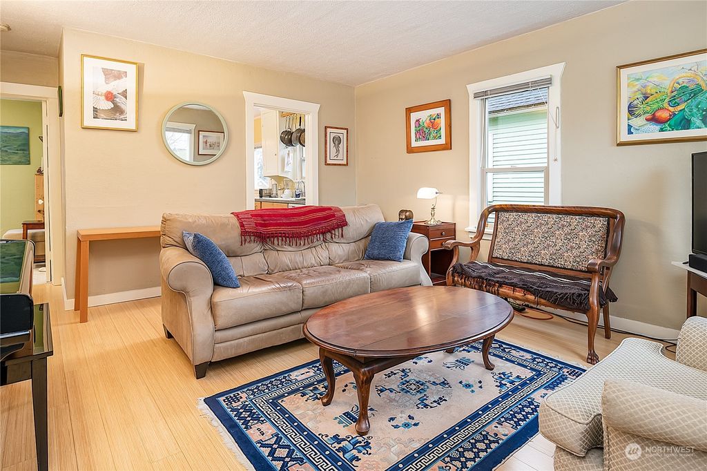 Photo of 3503 Oakes Avenue, Everett, WA 98201 (MLS # 2024733)