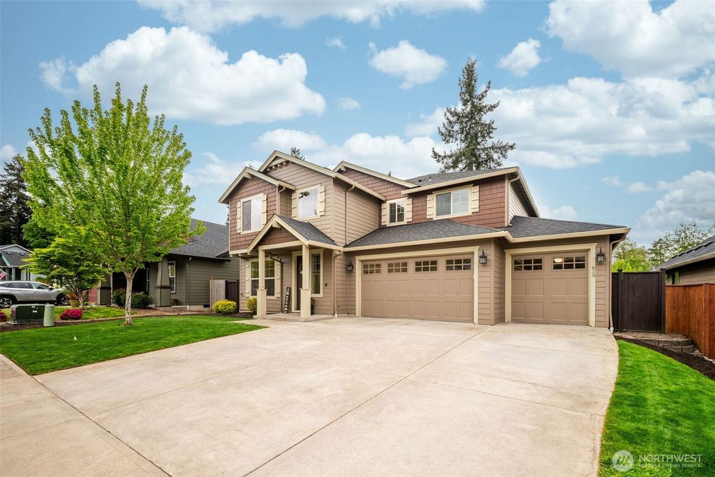 Photo of 613 Stone View Way, Kalama, WA 98625 (MLS # 2515305)
