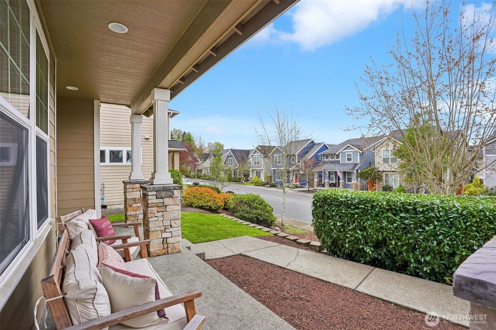 Photo of 18521 97th Avenue E, Puyallup, WA 98375 (MLS # 2508856)