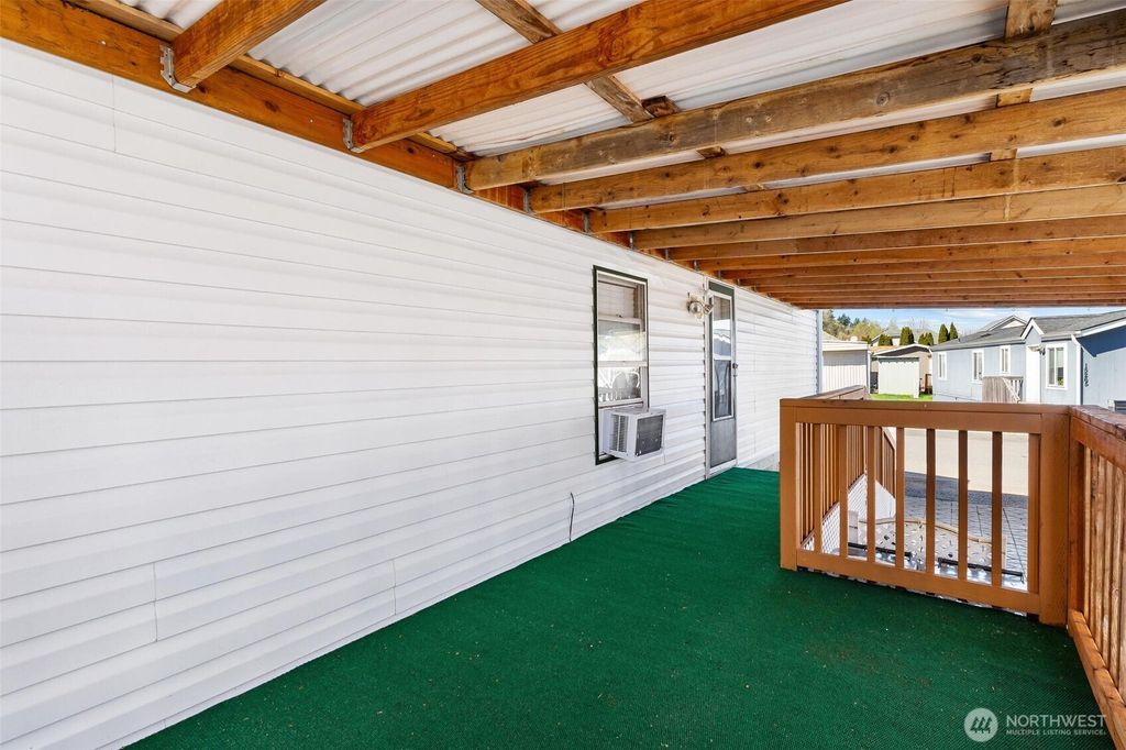 listing image 9369291032616314391