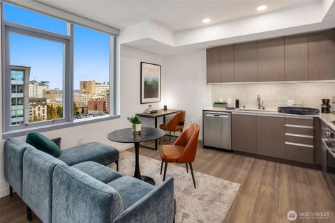 Photo of 800 Columbia Street #1015, Seattle, WA 98104 (MLS # 2524845)