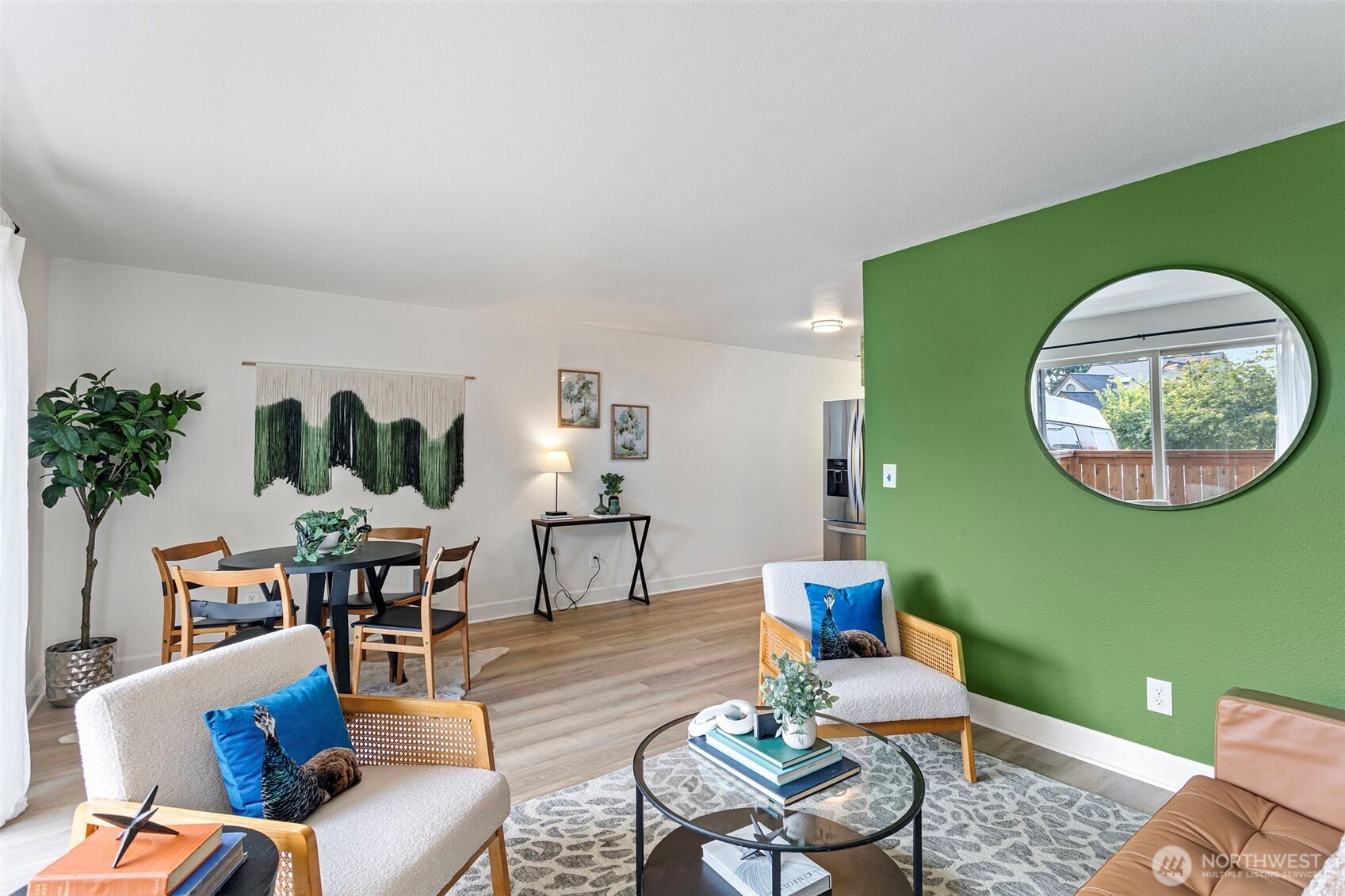 4219 Whitman Avenue N 2