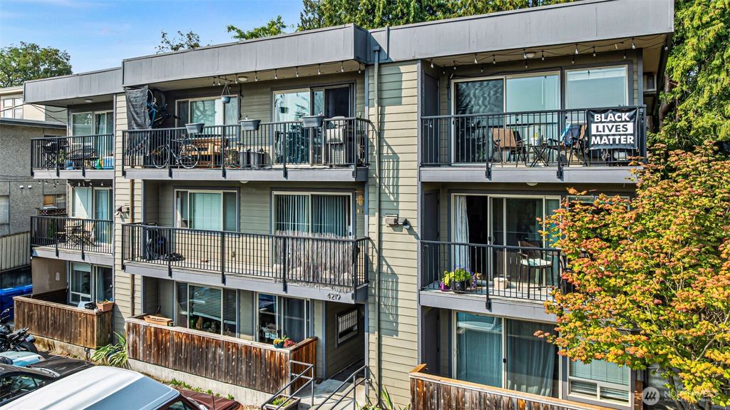 Photo of 4219 Whitman Avenue N #2, Seattle, WA 98103 (MLS # 2418861)