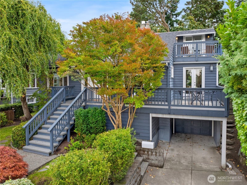 2568 28th Avenue W