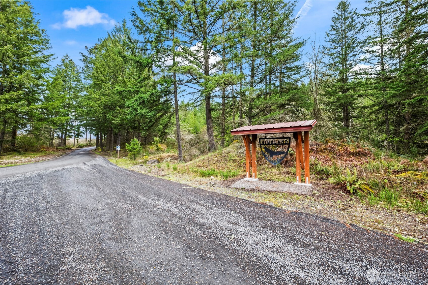 123 Highland Drive E