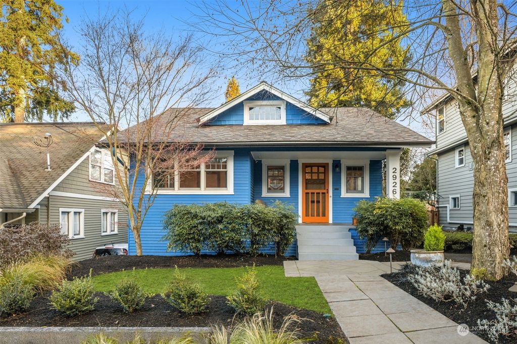 Photo of 2926 Warren Avenue N, Seattle, WA 98109 (MLS # 2319203)