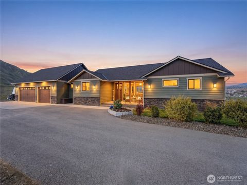 Photo of 2128 McEldowney Road, Malaga, WA 98828 (MLS # 2496544)