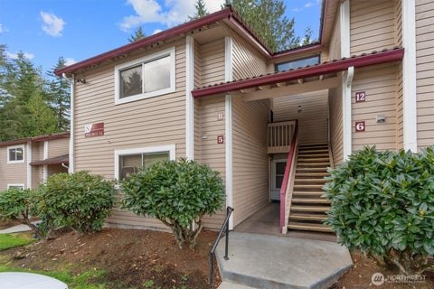 Photo of 17535 150th Court SE #N-11, Renton, WA 98058 (MLS # 2585407)