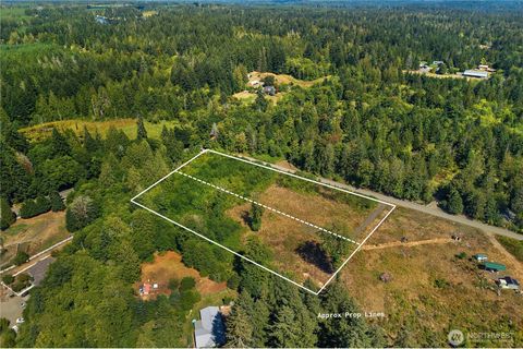 Photo of 120 E Old Farm Road, Shelton, WA 98584 (MLS # 2430107)
