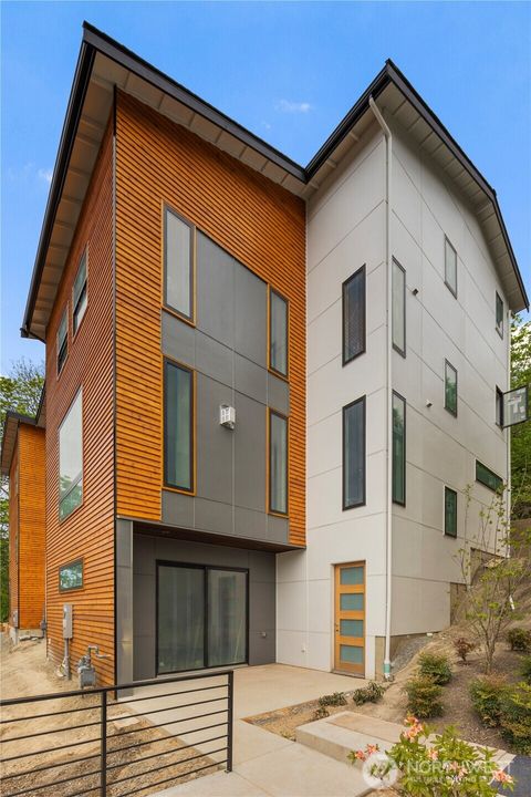 5248 23rd Avenue SW, Seattle, WA 98106 - MLS#: 2369182
